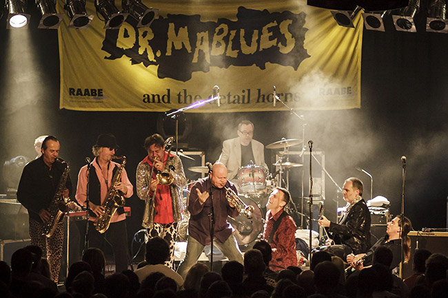 Dr. Mablues & the detail horns