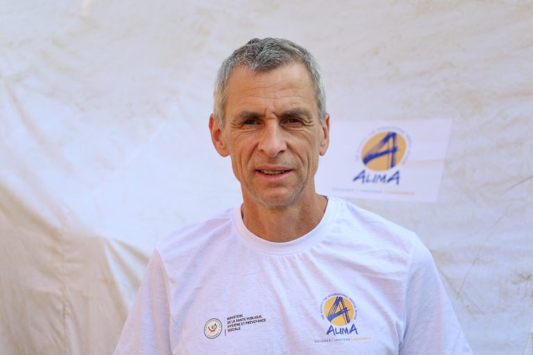 Dr. Hans-Jörg Lang